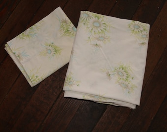 Vintage Springmaid Floral Flat Double Sheet with Matching Pillowcase