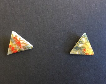 Washi paper stud earrings - pink, red & gold floral pattern