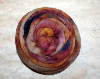 Hand-dyed Merino Wool 'Mirto' - combed tops