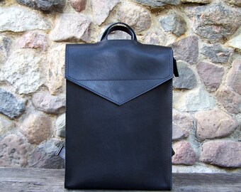 Leather backpack, Black leather backpack, Woman Leather Laptop Bag, Messenger backpack, Laptop Backpack, Everyday backpack, Minimalist bag