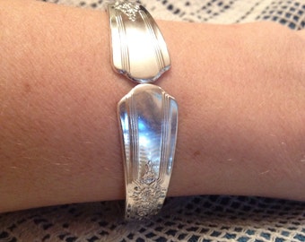 Desire 1940 Silverware Bracelet
