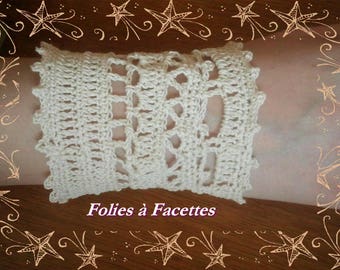 Ecru cotton crochet Cuff Bracelet