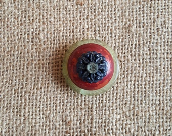 Upcycled Fridge Magnet Jewelry Found Objects buttons - Strong Refrigerator Magnet Vintage Jewelry Bits Kitchen Decor Magnets Handmade Art
