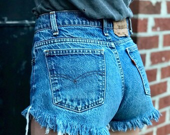 Levi Strauss Vintage Cut Off Shorts / High Waisted 90s Levi Jean Shorts / Custom Denim Shorts / 31" Waist