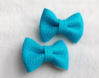 ESSIE Bow - Blueberry (Leather)