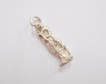 Owl Charm, Vintage Charm, Sterling Charm, Traditional Charm, Animal Charm, Vintage Sterling Silver "Owl" Traditional Dangle Charm #3569