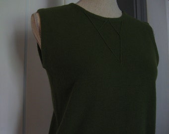 Vintage Moss Green Sleeveless Sweater