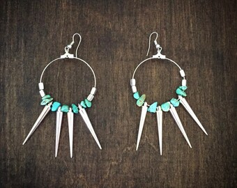 Lightweigth silver spike earrings