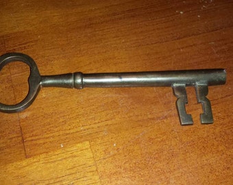 Vintage Brass Skeleton Key