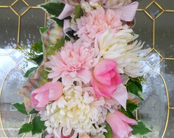 Pink and white tulip door swag -Spring wreath -Mothers Day gift - Spring door swag - door swag - floral wreaths- Home decor