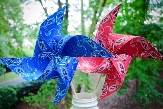 20 Bandana Spinning Pinwheels