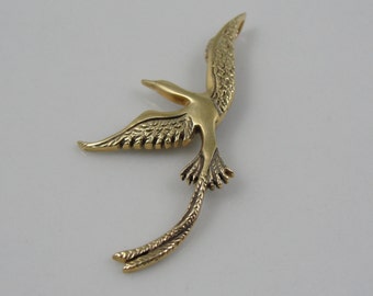 Swooping Long Tailed Bird Gold Charm or Pendant 2KT44Q-P