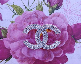 New Design Full Rhinestones Silver Plated Channel Inspired Retractable ID Name Badge Holder.