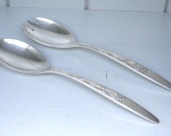 Salad Servers Daffodil Design