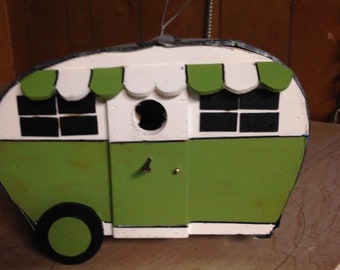 Vintage Camper Birdhouse