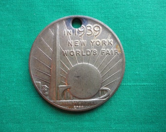1939 World's Fair Coin Pendant