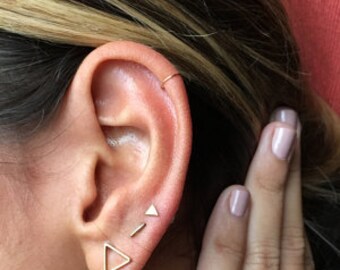 Cartilage Hoop Earrings in 14K Gold Filled - 24g - Minimalist Mini Cartilage/endless/catchless/tragus/helix/hex, Helix Piercing Hoops - hug