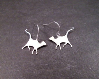 CAT Earrings, Silver Kitties, Dangle Earrings, FREE Shipping, U.S.