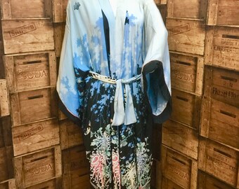1920/30s Japanese silk kimono, silk gown, vintage kimono, 1920s vintage, WWII japanese kimono, reversable kimono, blue silk kimono.