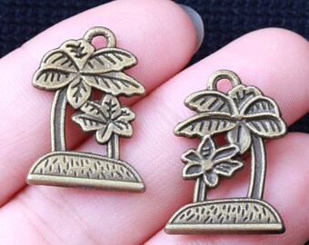 6pcs-2 sided-brass Palm Tree charm-Antique brass tone charm