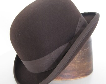 Bowler Hat in Wool Felt, Derby Hat