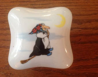 1970's/Vintage/Kitchen Witch /Trinket Box