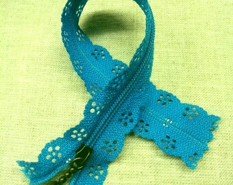 Lace - blue - length 20 cm T26 zipper