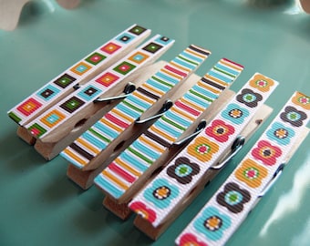 Decorative Decoupaged Clothespins Memo clips ---Julia Gifts Under 5 Dollars Hostess Gift, Kitchen, Home Organization, Chip Clip, Office