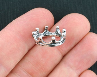 BULK 30 Crown Charms Antique Silver Tone 3D - SC1895