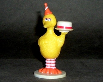 BIG BIRD With CAKE