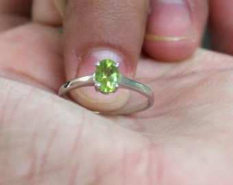 925 Solid Sterling Silver - Natural Green Peridot Gemstone - Handmade Silver Ring - All Size 3-15