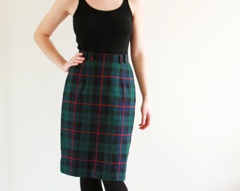 Vintage 80's 90's Green Blue Red Tartan Plaid Pencil High Waisted Skirt - size Medium