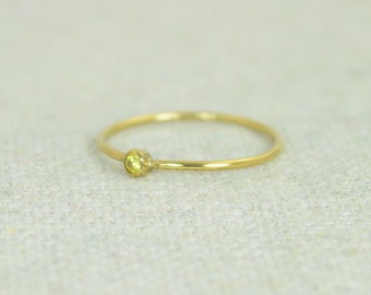 Tiny Topaz Ring, Gold Filled Topaz Ring, Topaz Stacking Ring, Topaz Mothers Ring, November Birthstone, Topaz Ring, Dainty Gold Topaz Ring