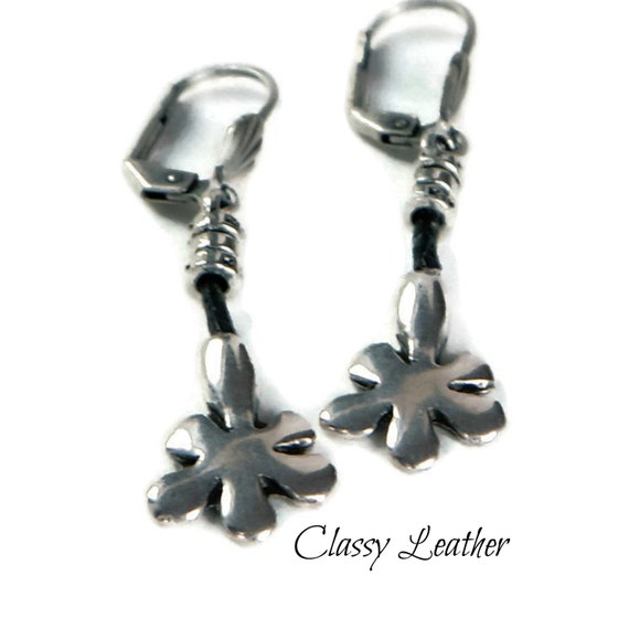 Leather Earrings,Flower earrings,Earrings,Leather Dangle Earrings,flower earrings,Nature Earrings,leather accessorie,jewelry set