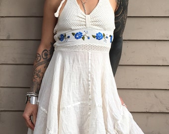 XS 1970s Mexican halter dress cotton embroidered embroidery floral
