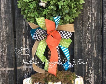 Checkered Boxwood Topiary, door hanger, farmhouse decor
