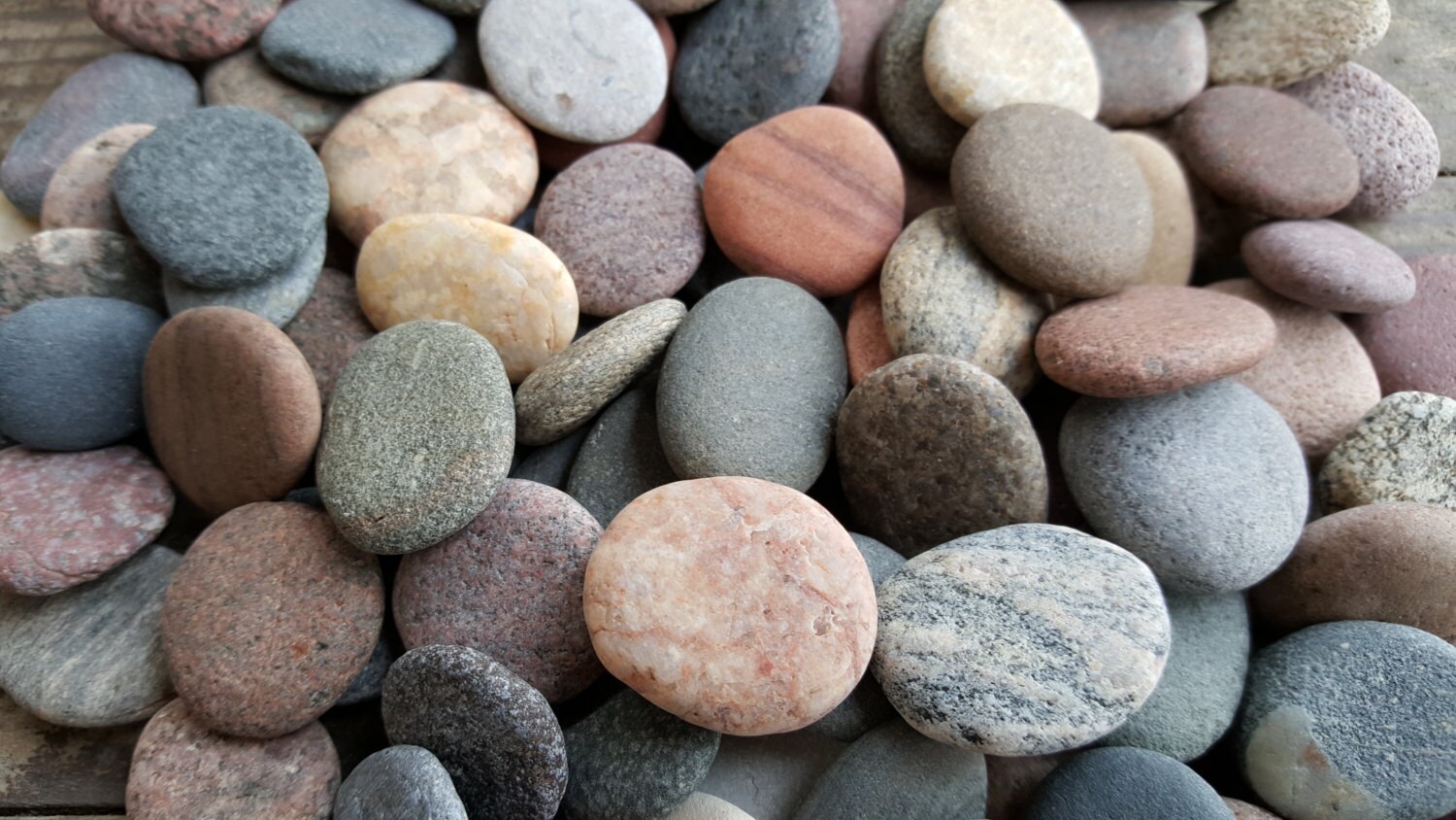 Round Sea Stones Bulk 100 pcs SmallBaltic Beach StonesSea