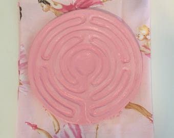Meditative Finger Labyrinth