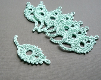 8 Crochet Leaf Appliques -- Mint Green Willow Leaves