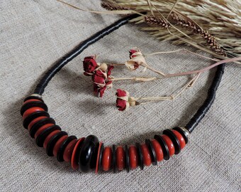 Vintage red short necklace women's retro jewelry large beads round beads original gift boho elegant unique necklace mother's gift