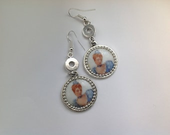 silver color, a dangle earrings