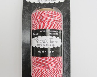 Red and white baker's twine, 410 feet, 136 yards