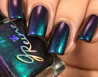 GNO Glory - Red Green Purple Blue Ultra Multichrome Mega Color Shifting Nail Polish