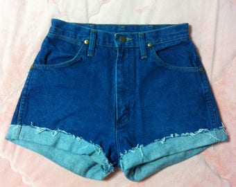 Vintage Wrangler Blue Denim Shorts, 90s Vintage Wrangler Blue Denim High Waisted Jean Shorts, Vintage Wrangler Denim Shorts