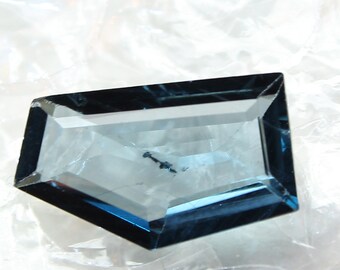 Fine Topaz! Natural AAA London Blue Topaz,Faceted Topaz 8.2x14.5x4.2mm,Fancy Shape,Dark Blue Topaz,Luster Play Genuine Topaz For Jewellery
