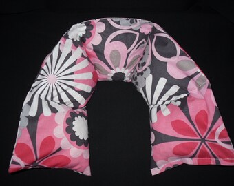 Microwave Heated Neck Wrap, Corn Heating Pad, Heated Corn Pillow, Hot Cold Therapy Corn Bag, Massage Relaxation Gift - Flower Shower Petal
