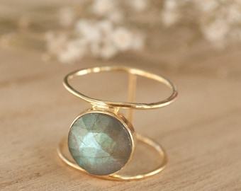 Labradorite Ring * Gold Ring * Statement Ring * Gemstone Ring * Labradorite * Bridal Ring * Wedding Ring * Organic Ring * Natural * BJR003