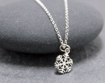LET IT SNOW Necklace,Sterling Silver,Christmas,Snowflake