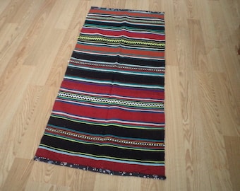 free shipping VINTAGE TURKİSH kilim Anatolian handwoven kilim rug decorative kilim - SİZE : 25'' X 45 '' (62 cm X 113 cm)