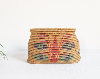 coil basket with lid / vintage woven storage basket